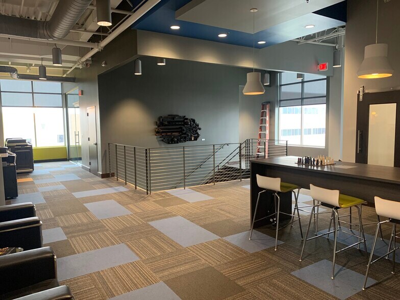 More Photos Of 4106 Charlotte Ave, Nashville Office For Sale