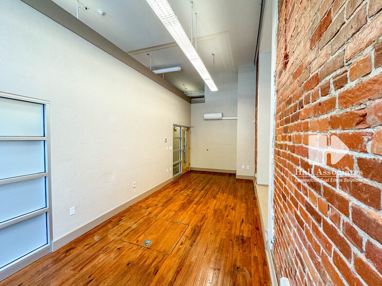 More Photos Of 108 Campbell Ave SW, Roanoke Loft Creative Space For Sale