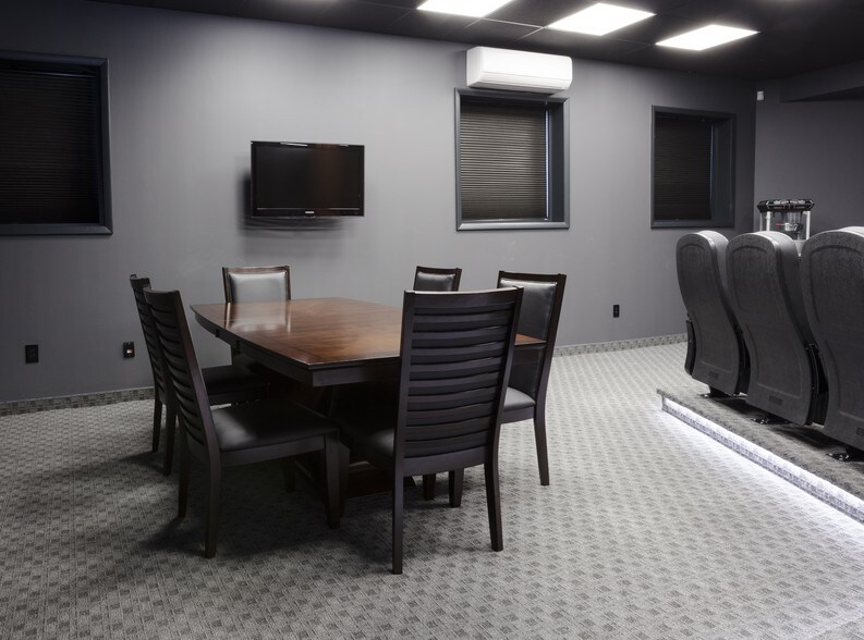 More Photos Of 216 Congers Rd, New City Office For Sale