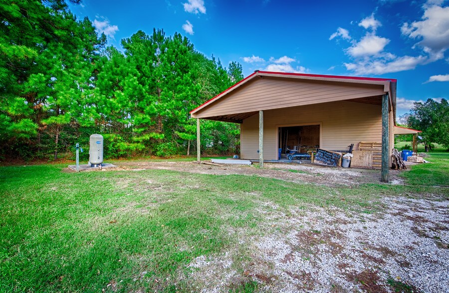 16259 FM 149, Montgomery, TX 77356 Light Manufacturing For Sale