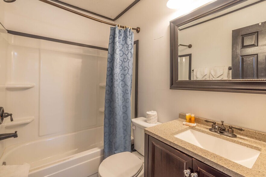 More Photos Of 39921 Big Bear Blvd, Big Bear Lake Hotel For Sale