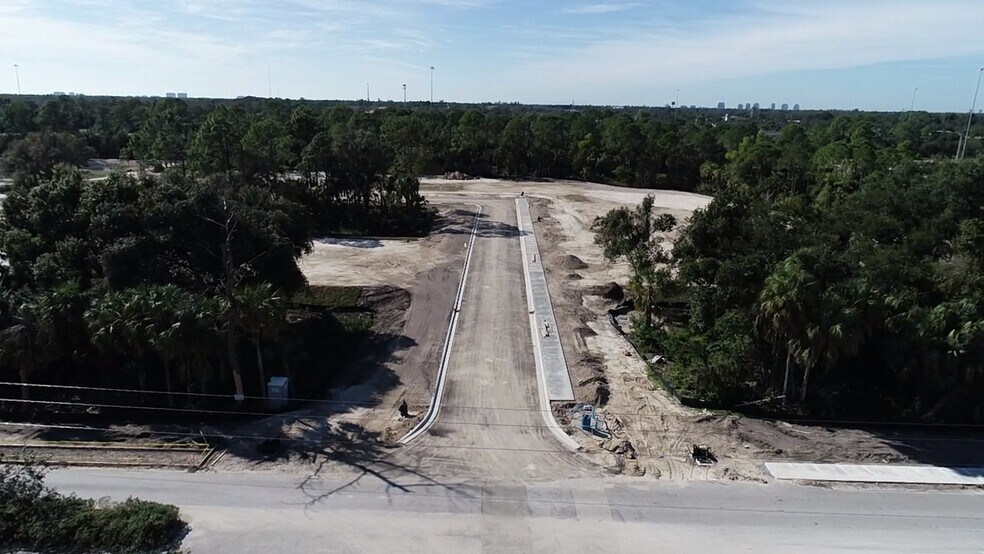 More Photos Of 28051 Hunters Ridge Blvd, Bonita Springs Land For Sale