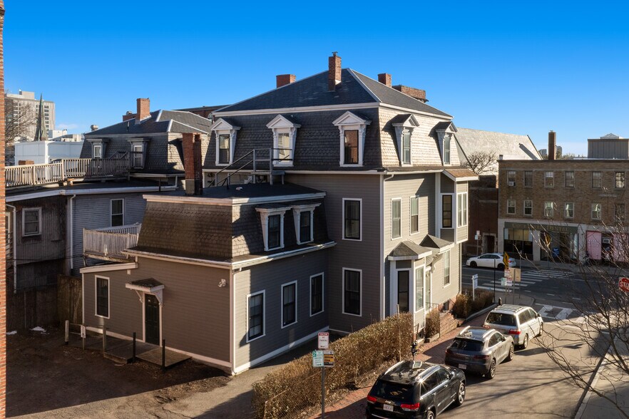 More Photos Of 847 Massachusetts Ave, Cambridge Office For Sale