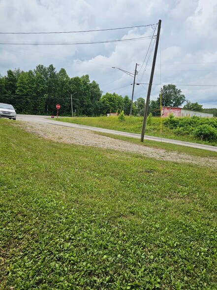 More Photos Of 27090 Scott Hwy, Winfield Freestanding For Sale