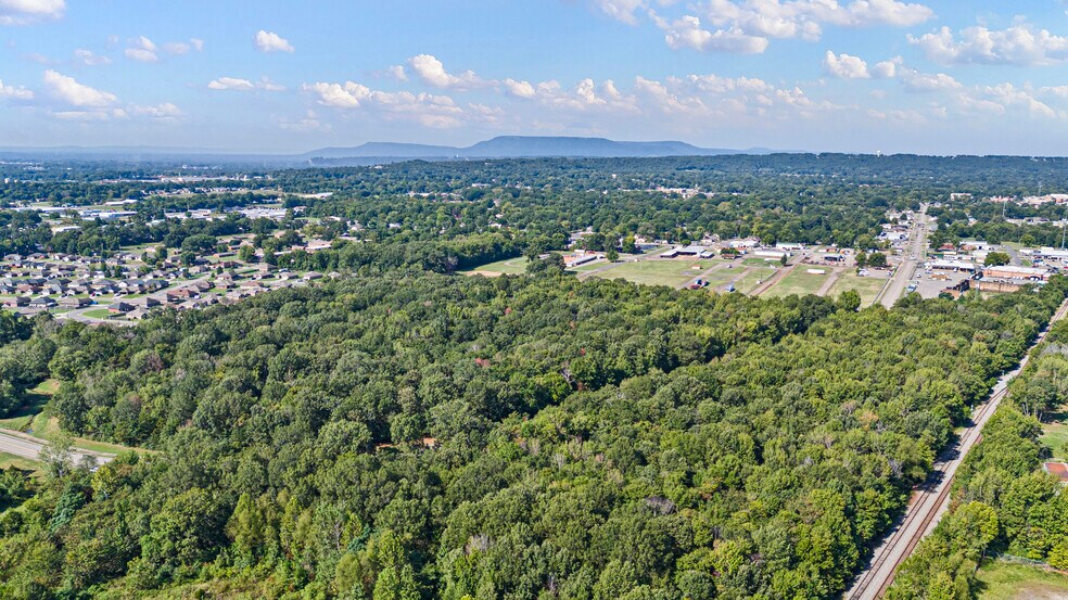 More Photos Of Fairway park, Russellville Land For Sale