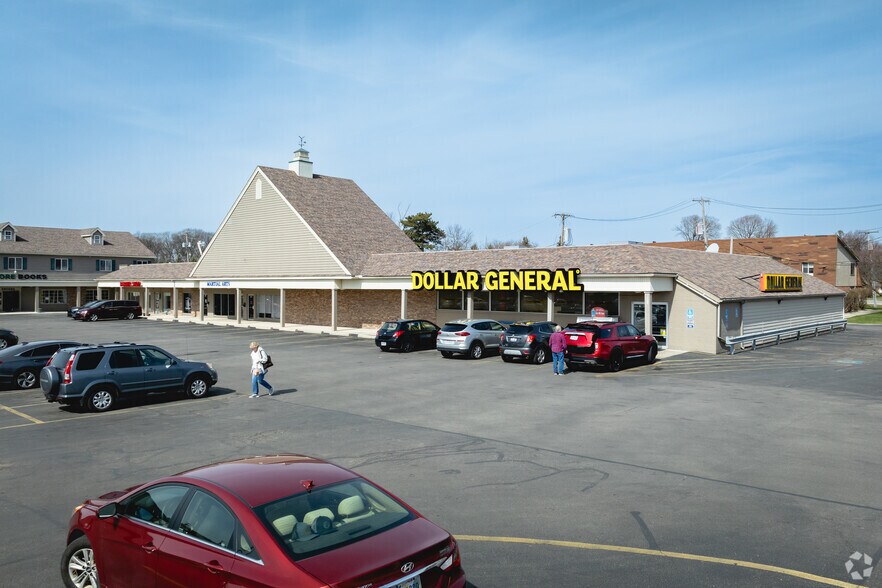 More Photos Of 4400 Heatherdowns Blvd, Toledo Storefront For Lease