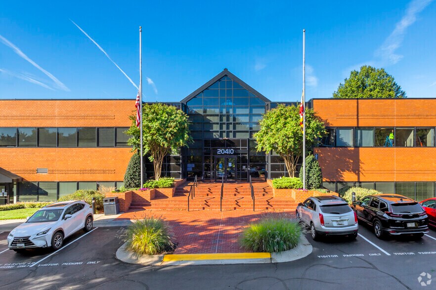 More Photos Of 20410 Observation Dr, Germantown Office For Lease