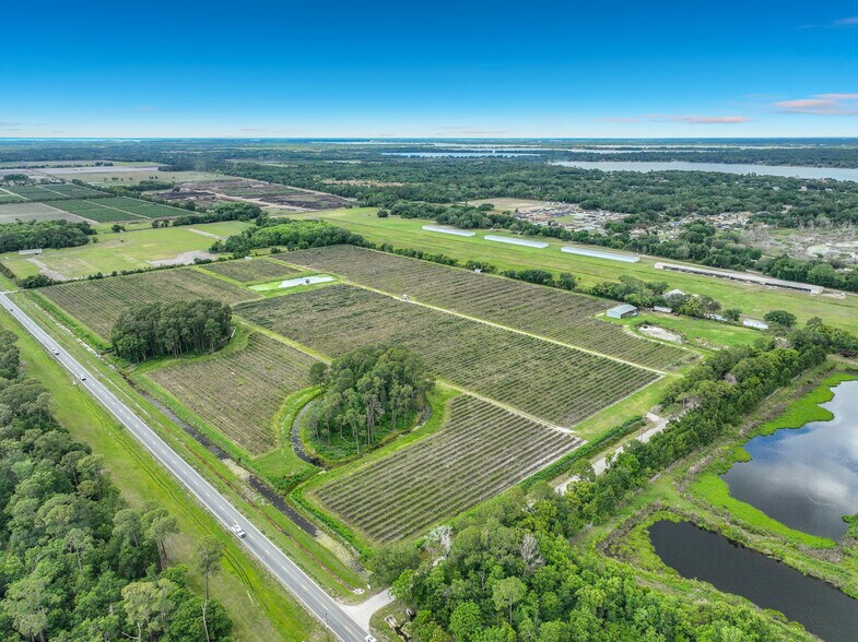 More Photos Of 7001 W Jones Ave, Mount Dora Airplane Hangar For Sale