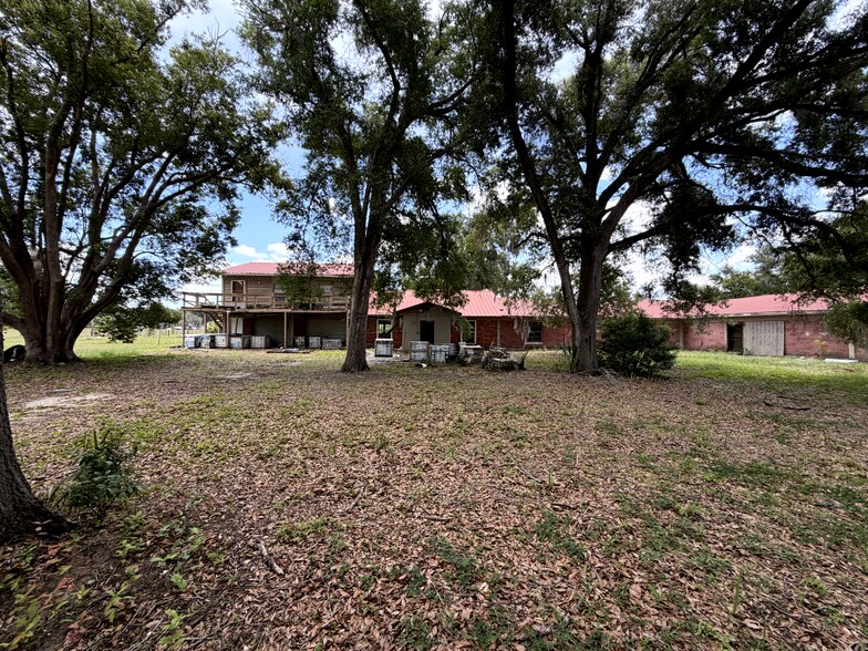 More Photos Of 4215 Stearns Rd, Valrico Lodge Meeting Hall For Sale