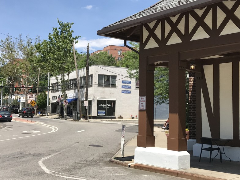 More Photos Of 217-223 E Hartsdale Ave, Hartsdale Storefront Retail Office For Lease