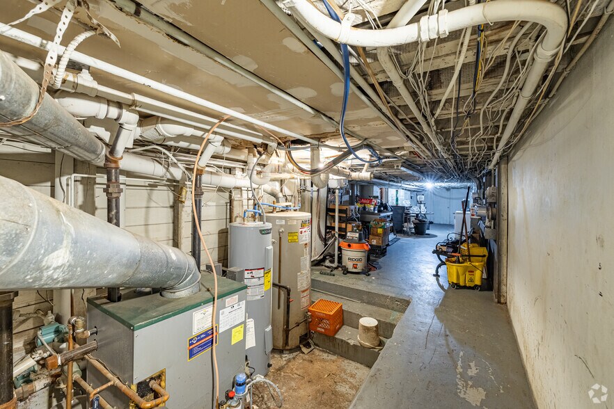 More Photos Of 2 E Main St, Freehold General Retail For Sale