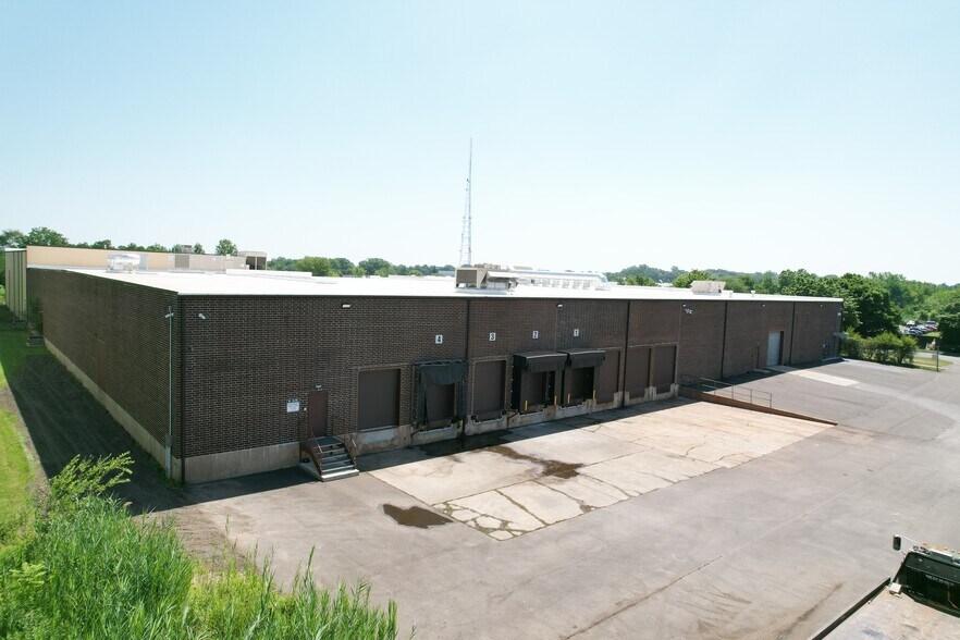 More Photos Of 3366 Marshall Ln, Bensalem Warehouse For Lease