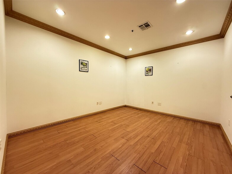 More Photos Of 5208 Village Creek Dr, Plano Office For Sale