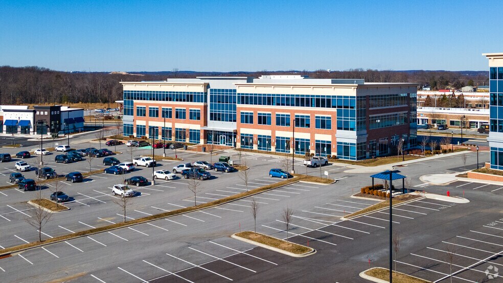 More Photos Of 6201 Greenleigh Ave, Middle River Office For Lease