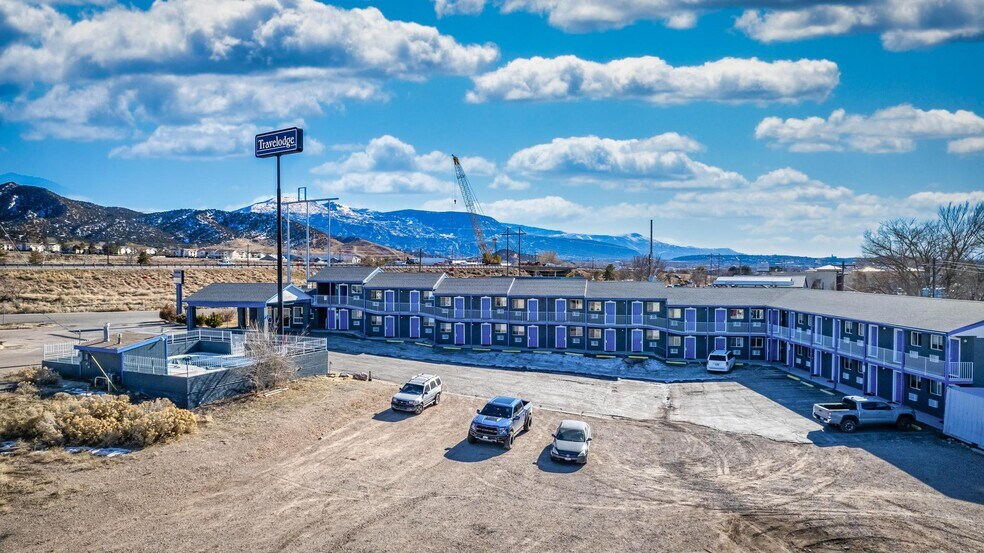 More Photos Of 2555 N Freeway Dr, Cedar City Hotel For Sale