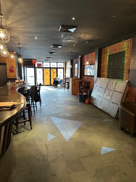 More Photos Of 4303 Broadway, Astoria Apartments For Lease