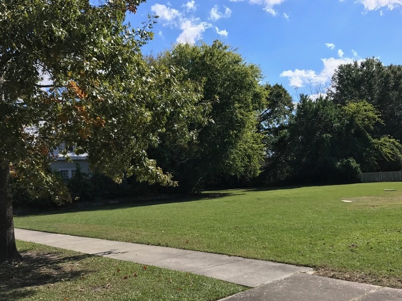 More Photos Of 722 N 4th St, Wilmington Land For Sale
