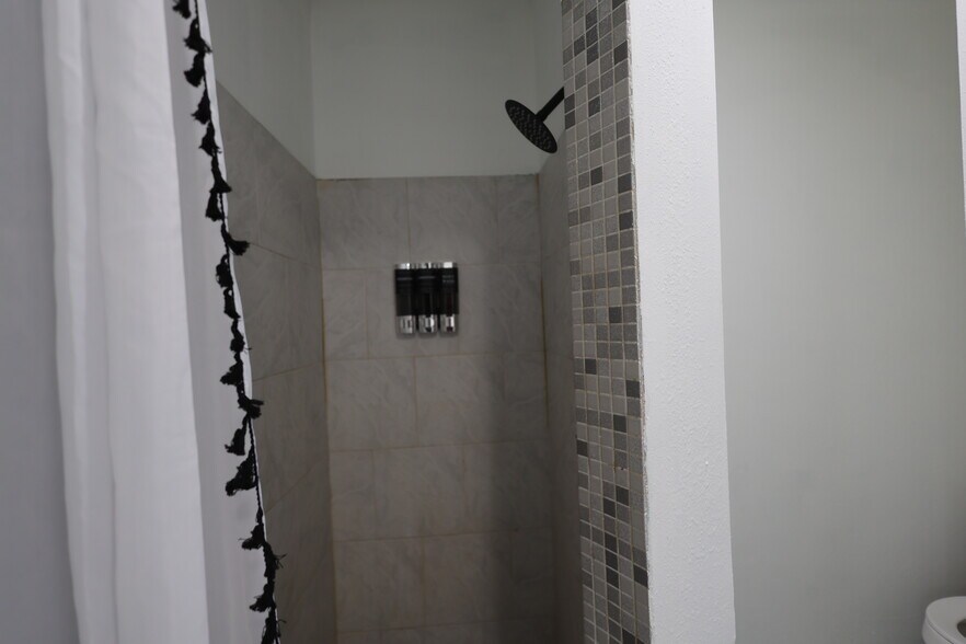 More Photos Of 25377 Welling rd, Welling Apartments For Sale