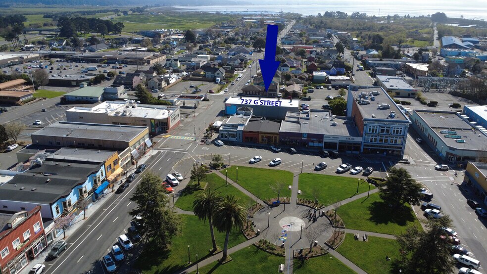 More Photos Of 737 G St, Arcata Freestanding For Sale