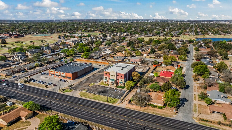 More Photos Of 7202 Slide Rd, Lubbock Medical For Lease