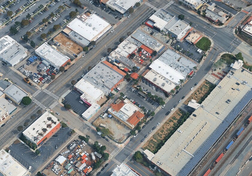 More Photos Of 139 W Santa Fe Ave, Fullerton Restaurant For Lease