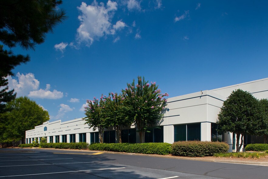Primary Photo Of 240 Northpoint Pky, Acworth Warehouse For Lease