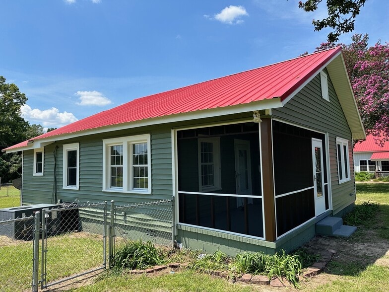 More Photos Of 2884 Pine Log Rd, Warrenville Office Residential For Lease