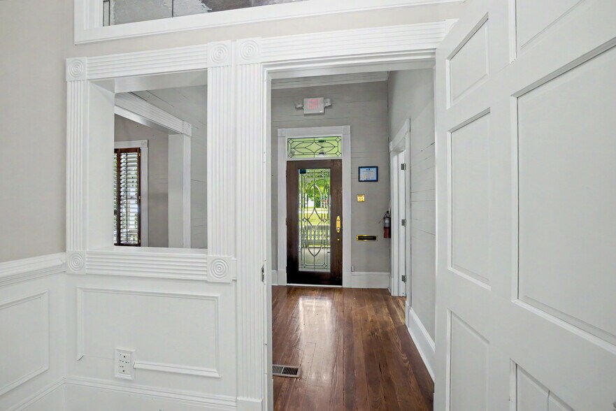 More Photos Of 195 N Jeff Davis Dr, Fayetteville Office Residential For Sale