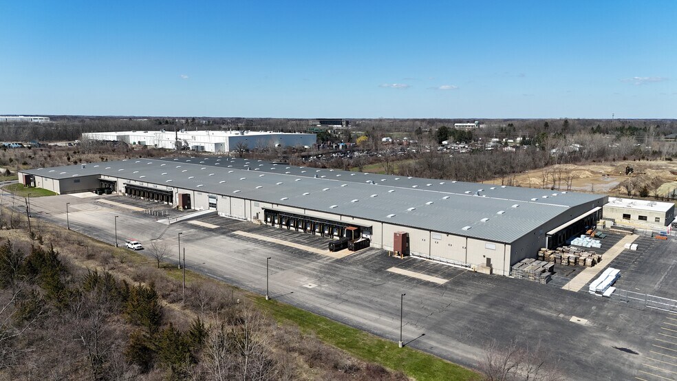 More Photos Of 2510 Snow Rd, Lansing Distribution For Sale