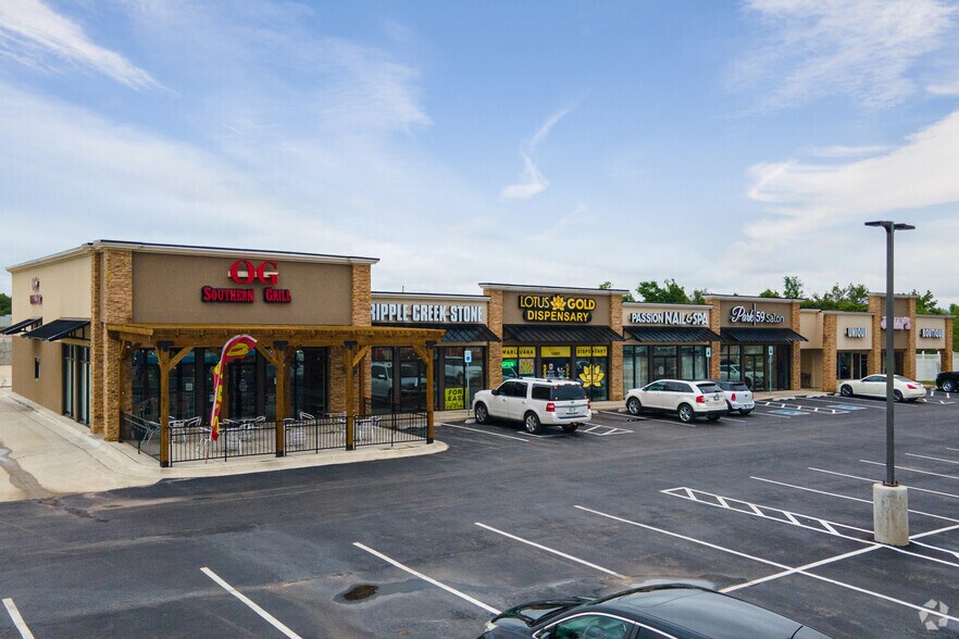 Primary Photo Of 10901 NE 23rd St, Oklahoma City Storefront Retail Office For Lease