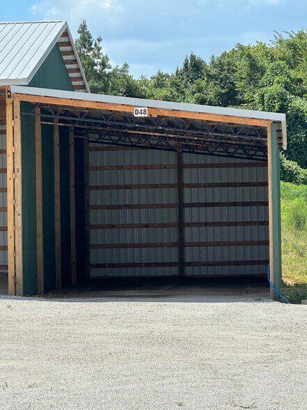 More Photos Of 825 Airport Dr, Alexander City Land For Lease