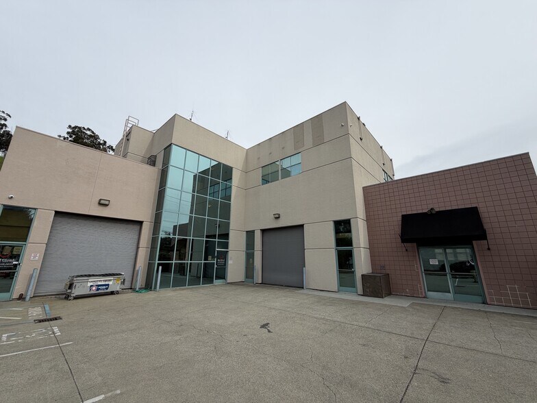 More Photos Of 2850 Camino Diablo, Walnut Creek Light Manufacturing For Lease