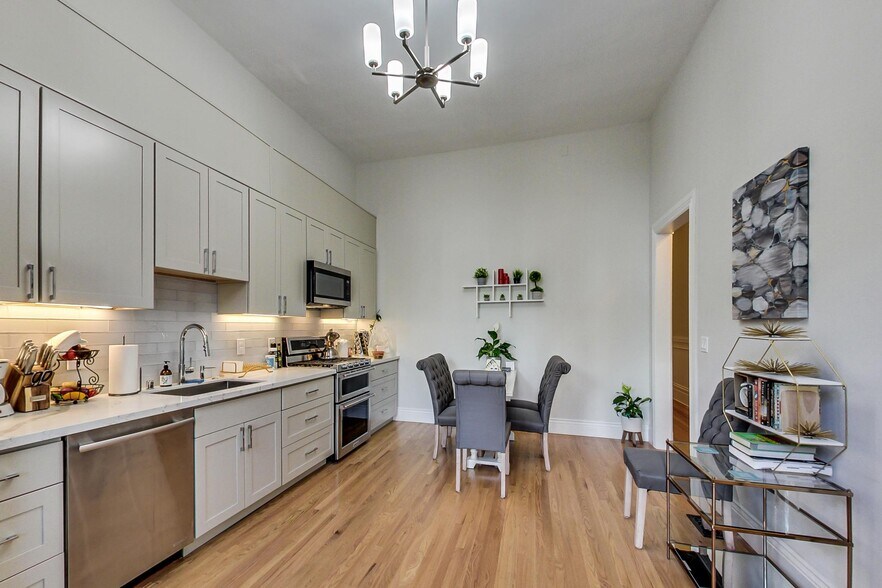 More Photos Of 751 Capp st, San Francisco Apartments For Sale