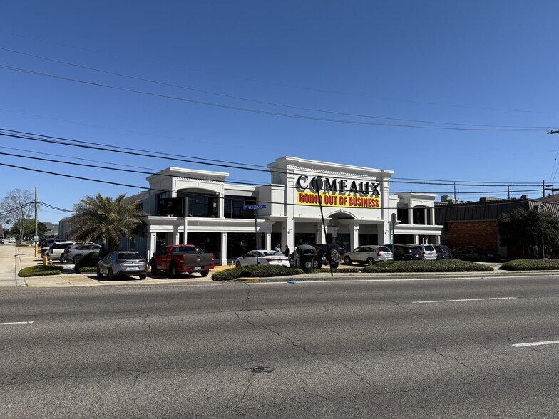 Primary Photo Of 415 Veterans Memorial Blvd, Metairie Freestanding For Lease
