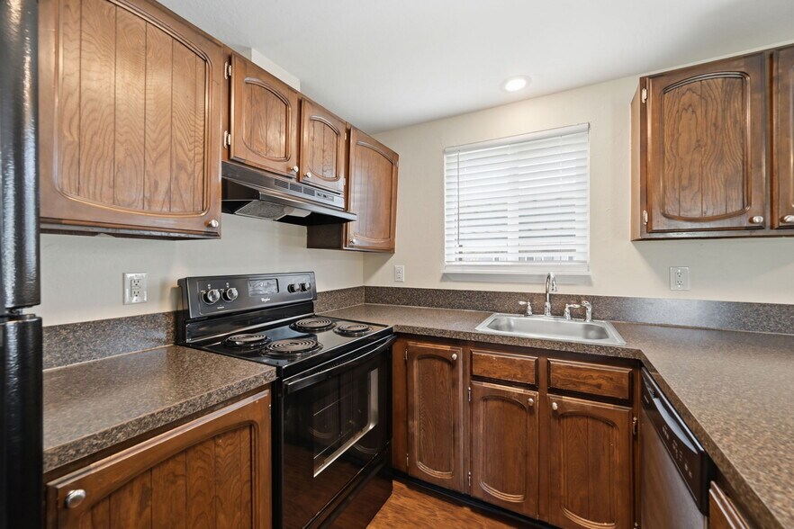 More Photos Of West 18th Ave & Bailey Hill Road, Eugene Apartments For Sale