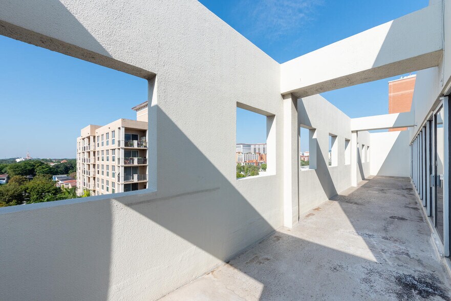 More Photos Of 2645 SW 37th Ave, Miami Medical For Lease