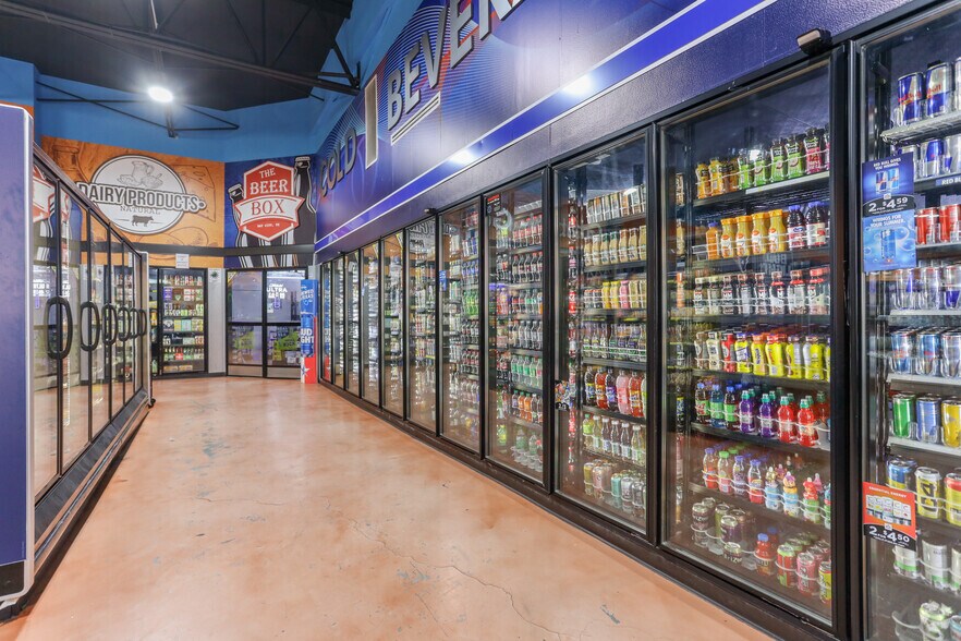 4117 Avenue F, Bay City, TX 77414 Convenience Store For Sale