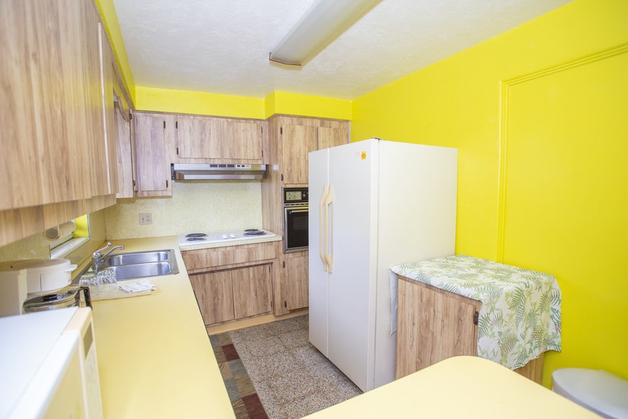 More Photos Of 11240 1st St, Treasure Island Hotel For Sale