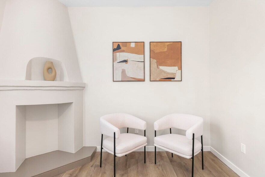 More Photos Of 1827 E 4th St, Long Beach Apartments For Sale