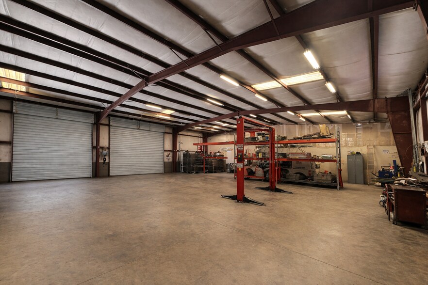 More Photos Of 4337 Brogdon Place Cv, Suwanee Flex For Lease