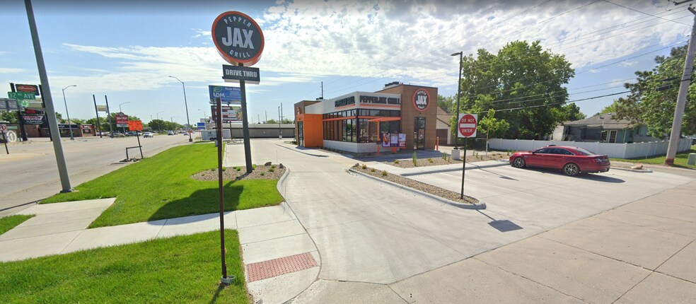 More Photos Of 3111 23rd St, Columbus Fast Food For Sale
