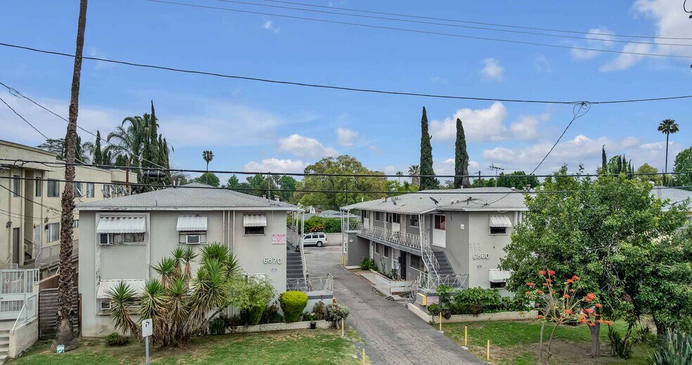 More Photos Of 6860-6870 Hazeltine Ave, Van Nuys Apartments For Sale