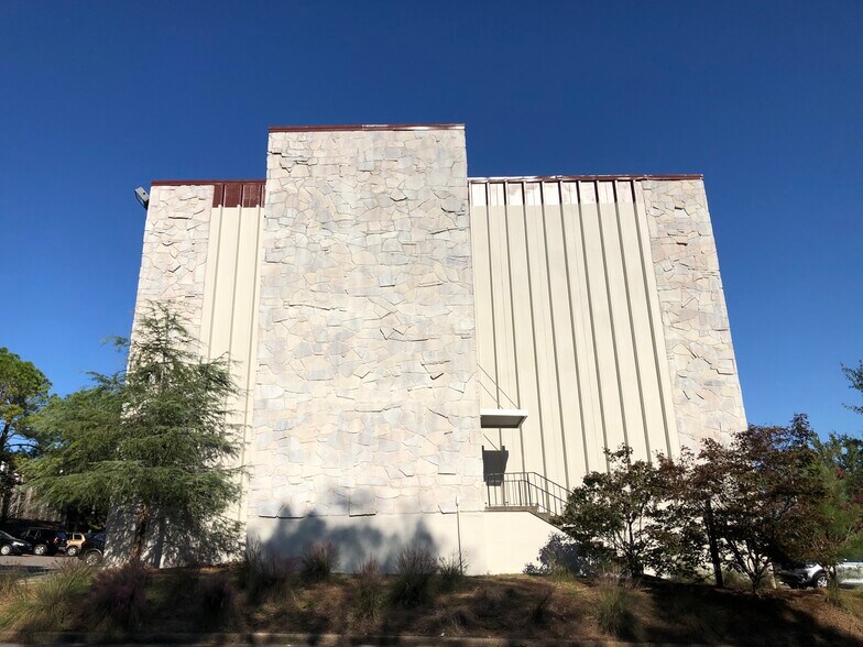 More Photos Of 85 bagby Dr, Birmingham Office For Lease