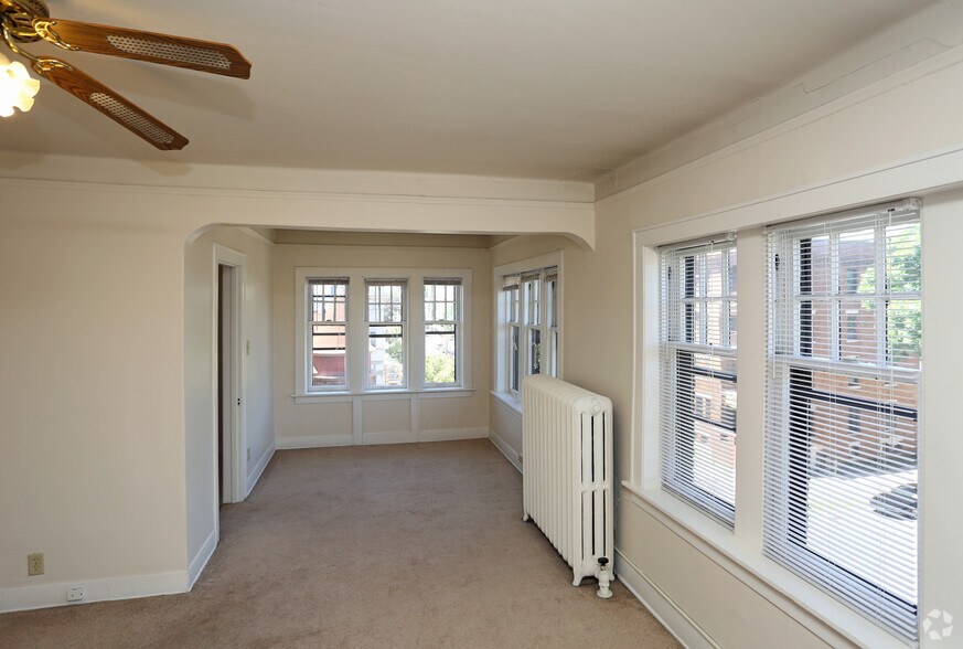 More Photos Of 846 N 15th St, Milwaukee Apartments For Sale