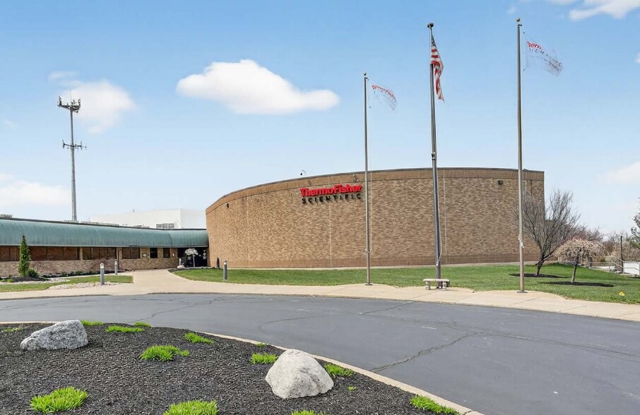 Primary Photo Of 2 Tesseneer Dr, Highland Heights Warehouse For Sale