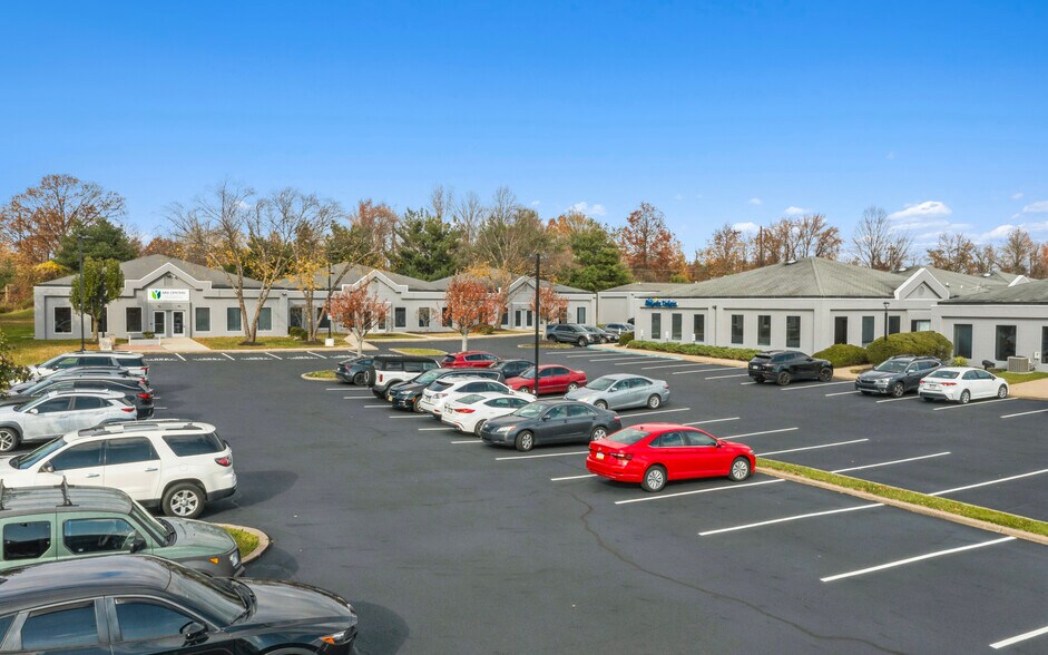 More Photos Of 970 Town Center Dr, Langhorne Unknown For Lease