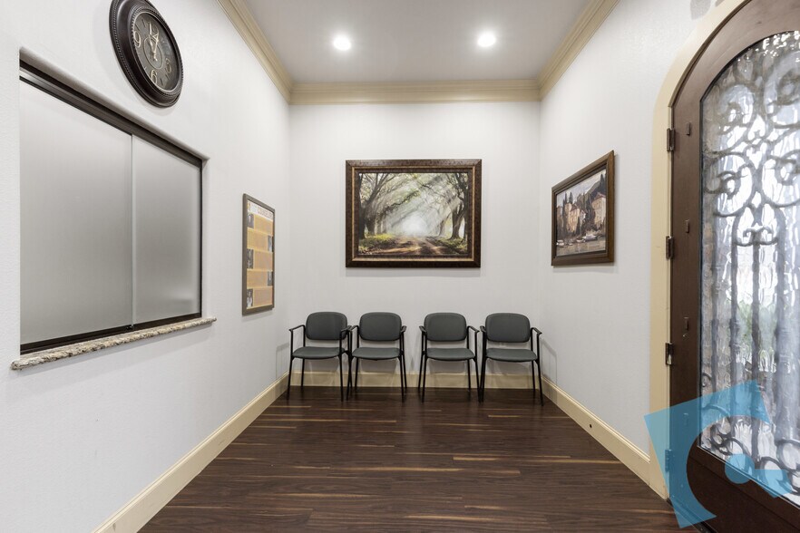 More Photos Of 8821 Davis Blvd, Keller Medical For Sale