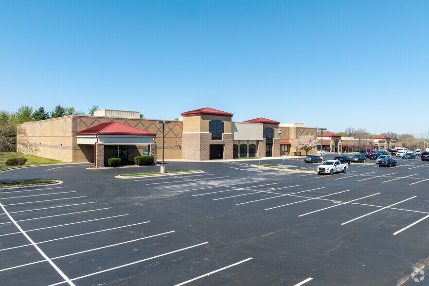 More Photos Of 5542-5600 Hedge Lane Ter, Shawnee Storefront For Sale