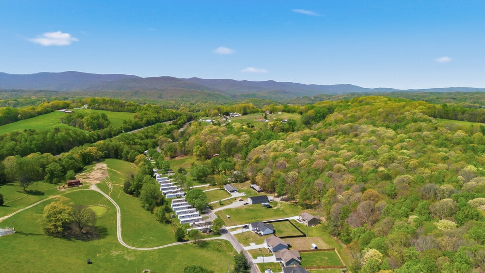 More Photos Of 759 Hillvale Rd, Andersonville Manufactured Housing Mobile Home Park For Sale