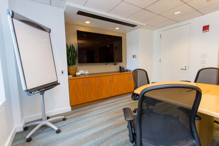 More Photos Of 10 Post Office Sq, Boston Office For Lease